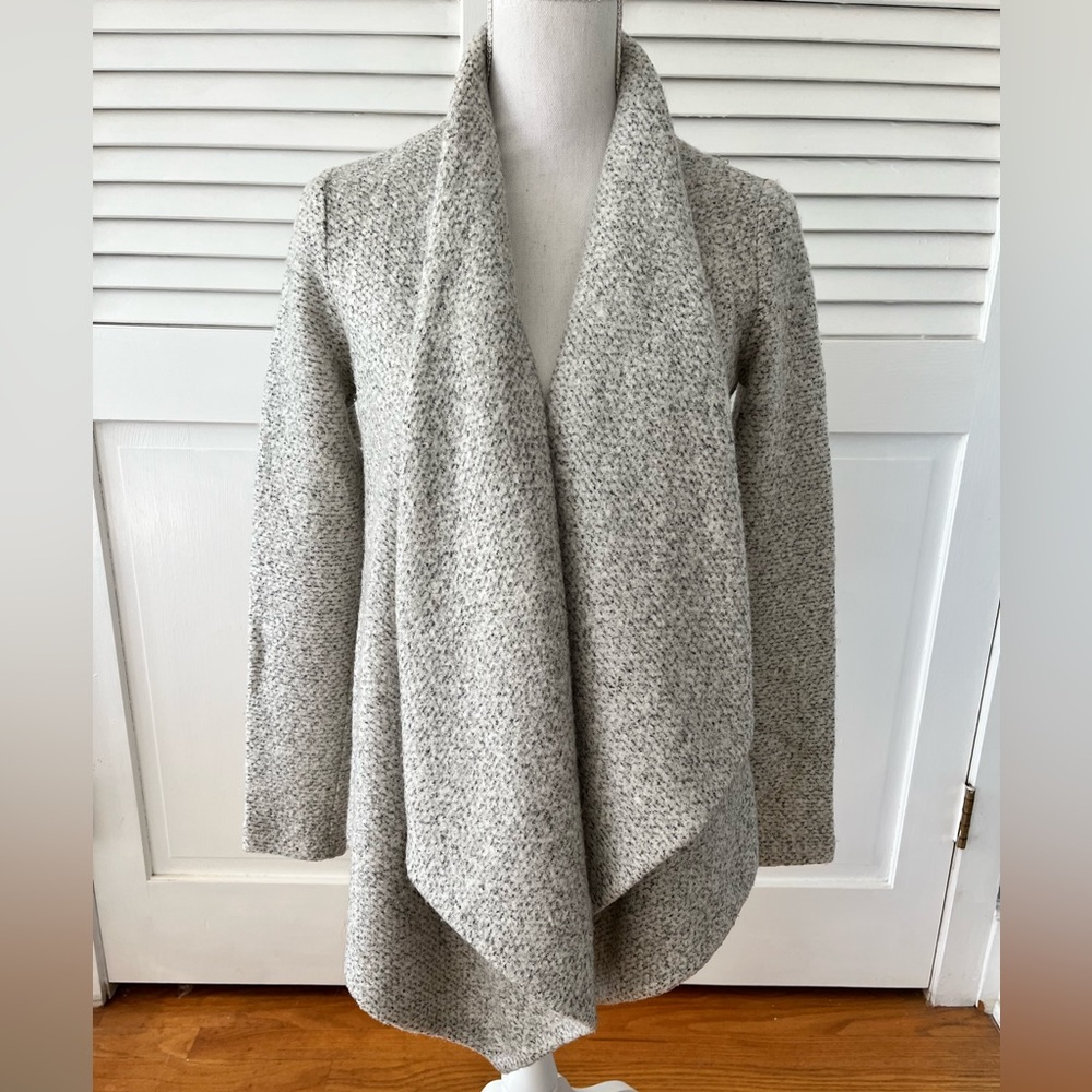 Club Monaco women’s sweater, drape neck, grey, xs
